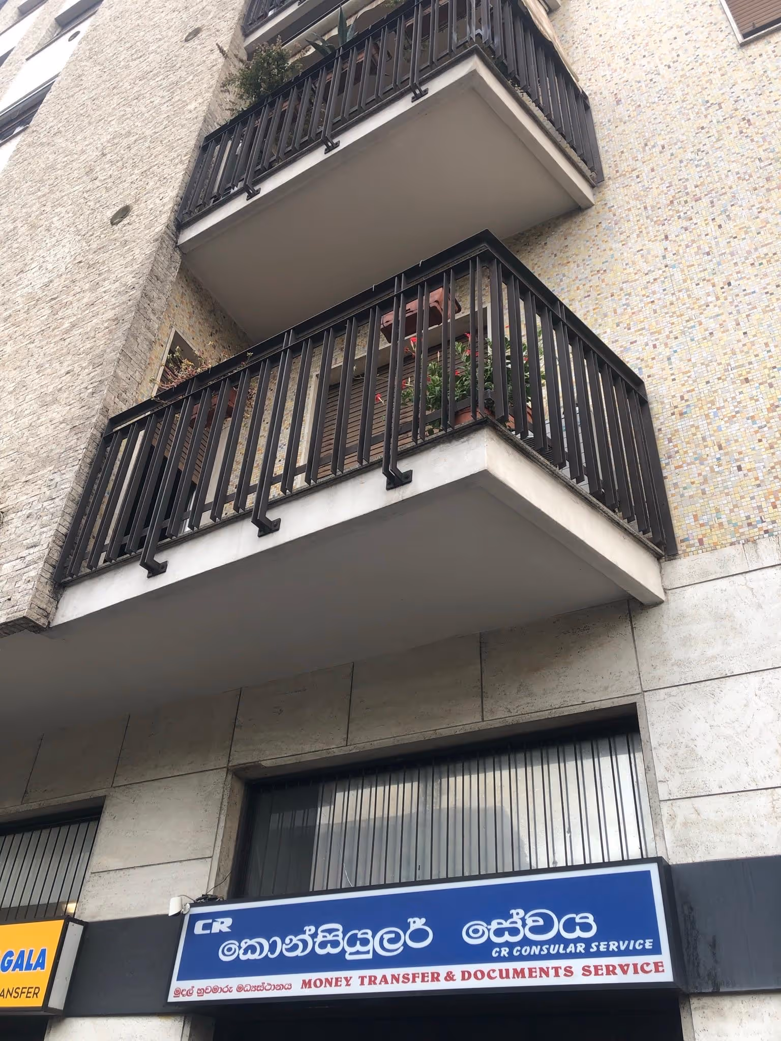 Parapetti e ringhiere in ferro su misura