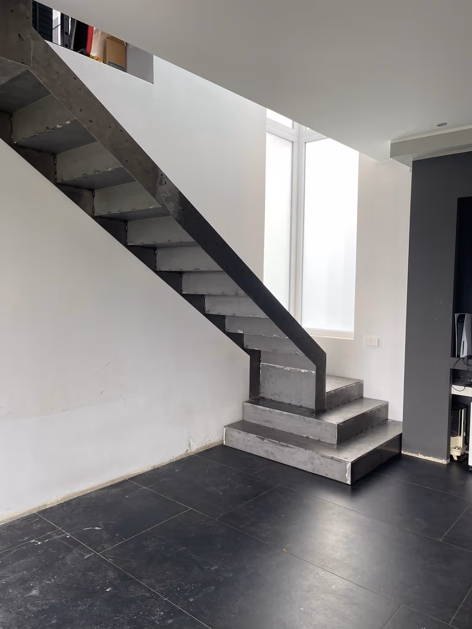 Struttura in ferro per scala interna su misura